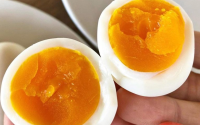 I medici rivelano che mangiare uova provoca…